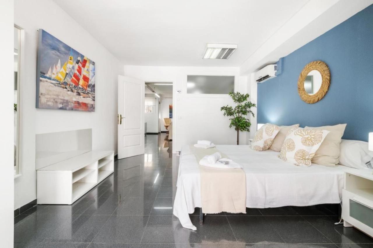 Amplio Piso En Atarazanas Lägenhet Málaga Exteriör bild